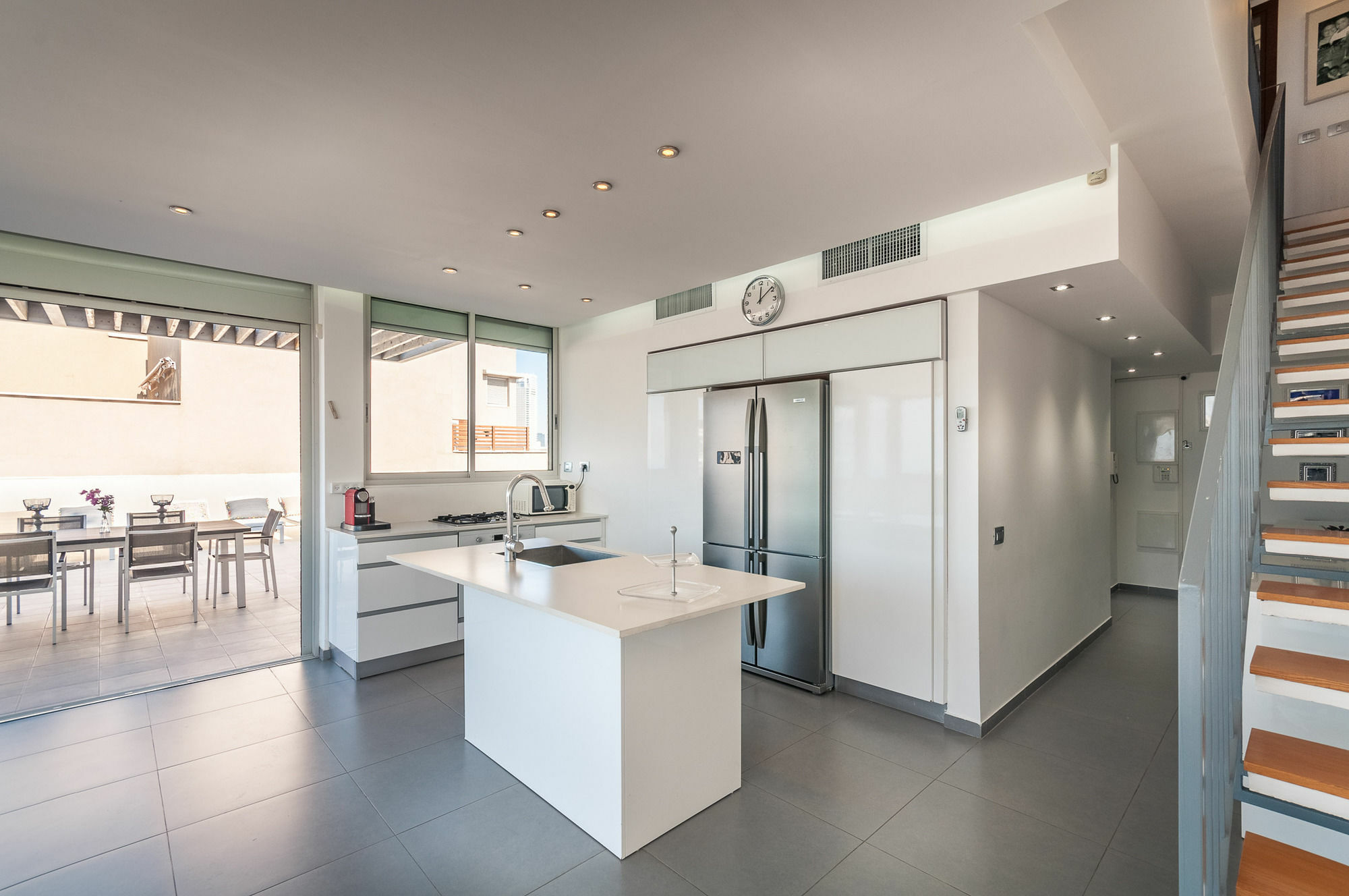 Abarbanel St Incredible Penthouse Lägenhet Tel Aviv Exteriör bild